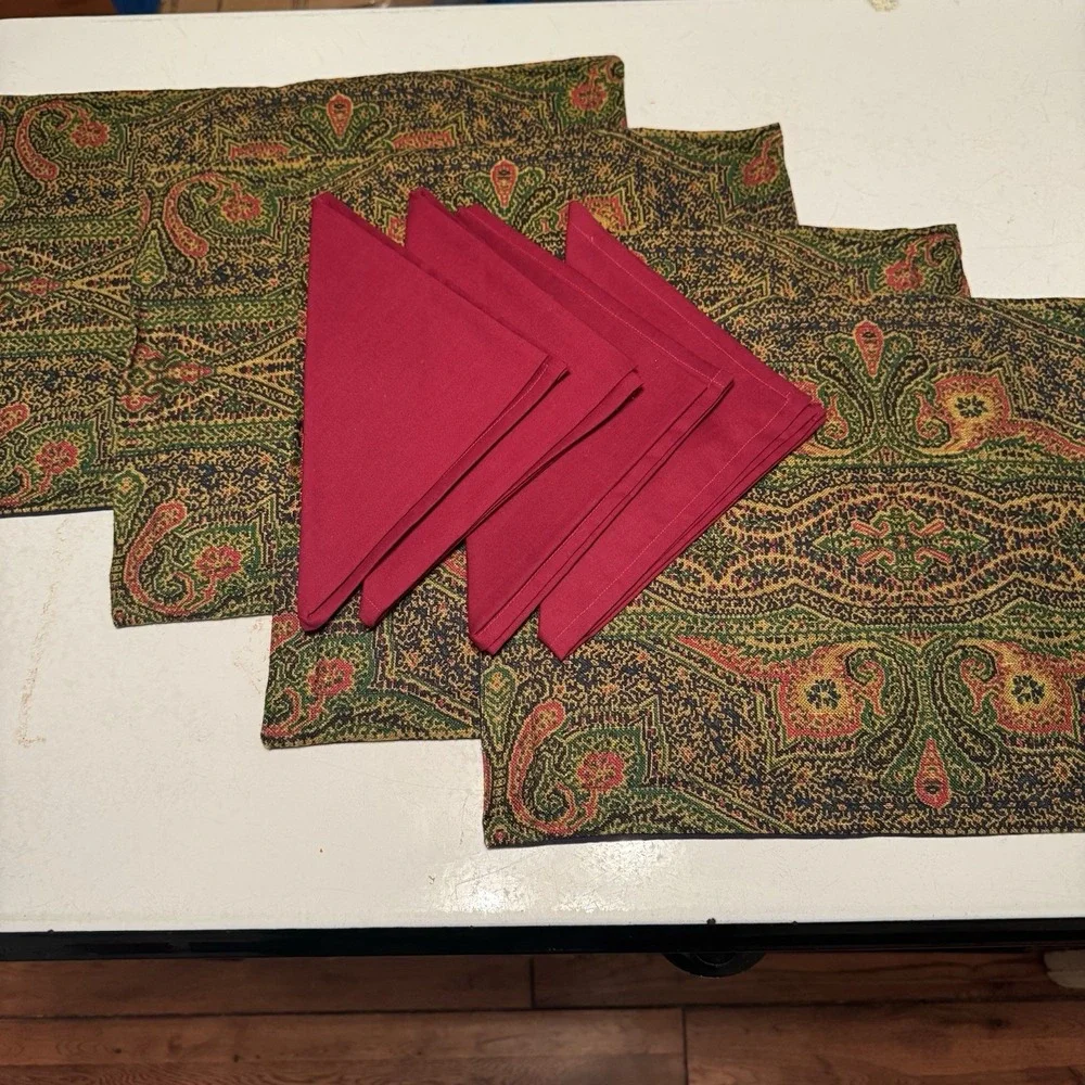 Paisley Quilted Placemats Navy Green Burgundy, &‎ Burgundy Napkins Set Of 8